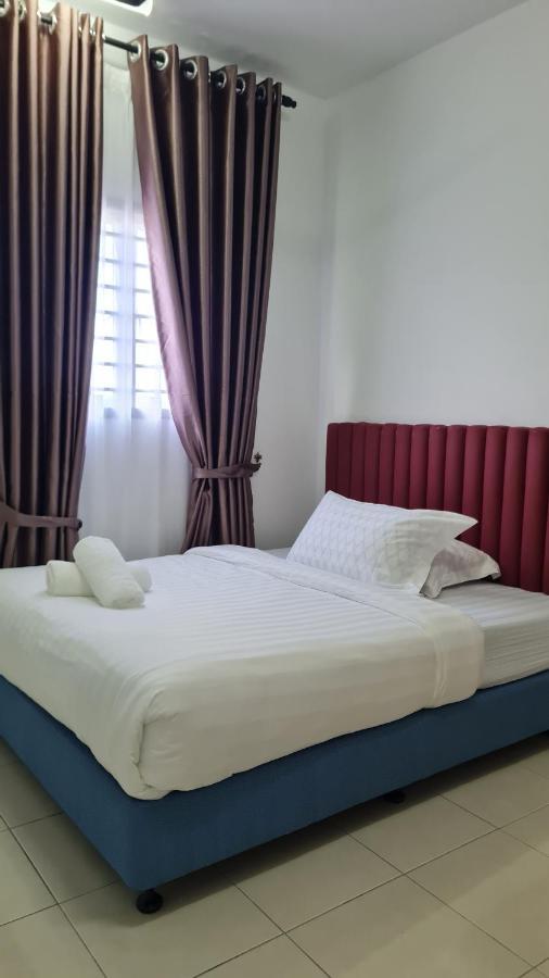 Alanis Suite Klia With Neflix Sepang Exterior photo